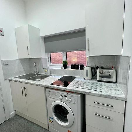 Self Contained Studio In Bham City Centre W Parking Birmingham Dış mekan fotoğraf