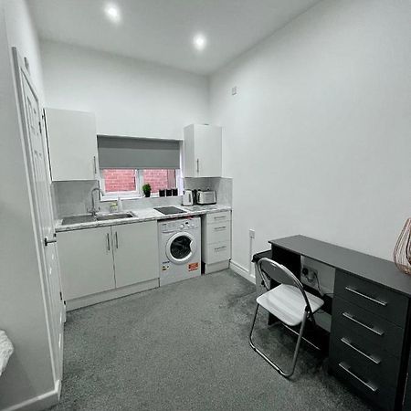 Self Contained Studio In Bham City Centre W Parking Birmingham Dış mekan fotoğraf