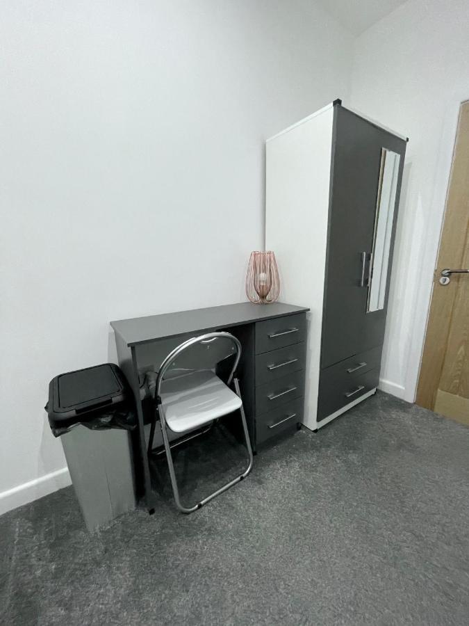 Self Contained Studio In Bham City Centre W Parking Birmingham Dış mekan fotoğraf